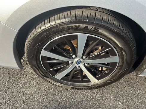 Used 2019 Subaru Impreza 2.0i Premium image 22