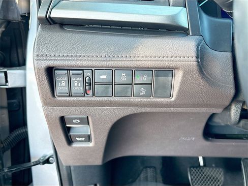 Used 2019 Honda Odyssey EX-L image 10