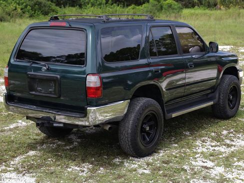 Used 2000 Toyota 4Runner SR5 w/ Upgrade Value Pkg 2 RWD image 11