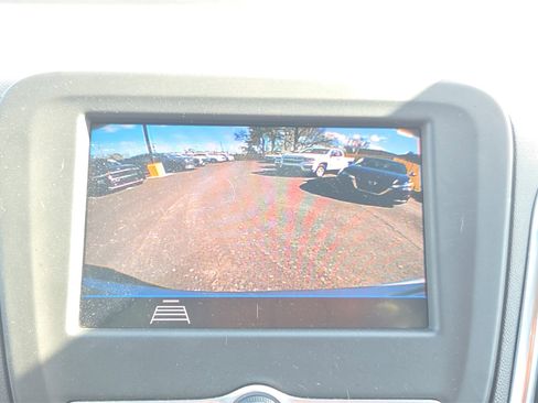 Used 2020 Chevrolet Equinox LT image 30