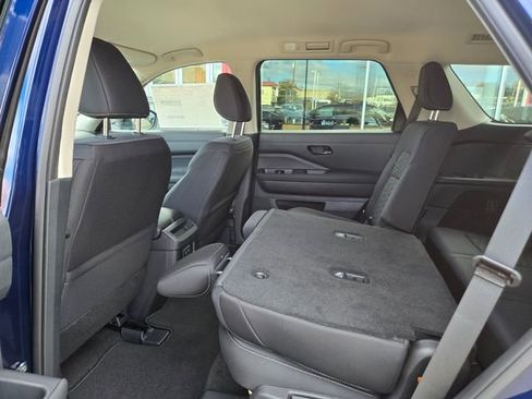 New 2026 Nissan Pathfinder SV AWD/4WD image 12