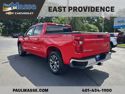 Certified 2022 Chevrolet Silverado 1500 LT AWD/4WD image 5