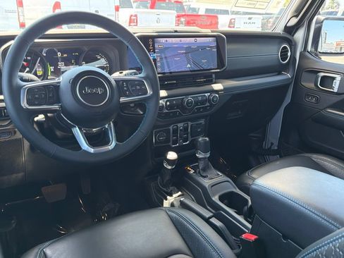 Used 2024 Jeep Wrangler High Altitude AWD/4WD image 33