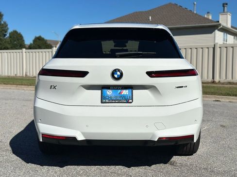 New 2026 BMW iX xDrive45 image 6