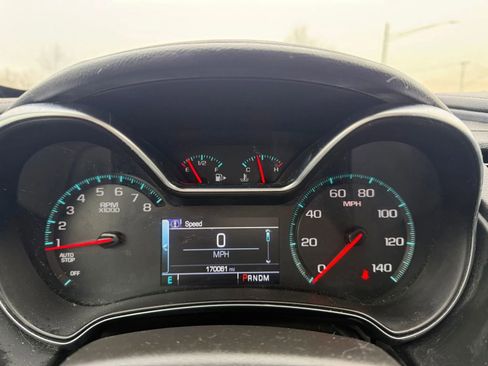 Used 2019 Chevrolet Impala LT image 12