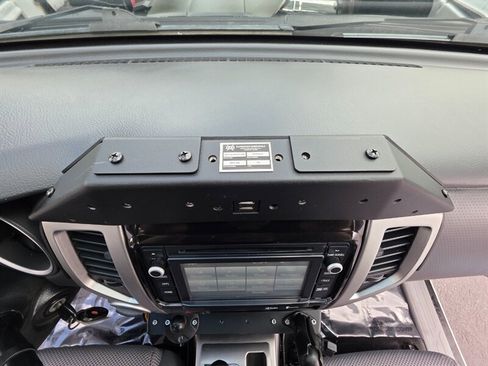Used 2015 Toyota Tacoma 4x4 Double Cab w/ TRD Sport Package image 38