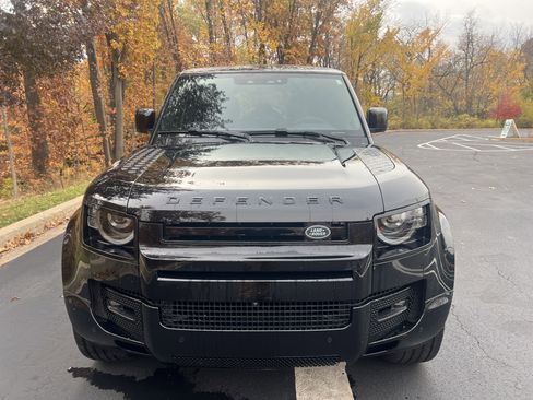 Used 2024 Land Rover Defender 110 V8 image 8