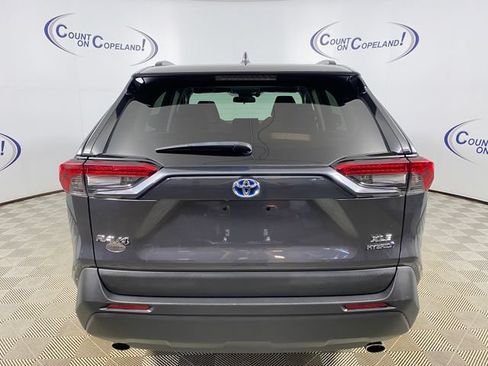 Used 2024 Toyota RAV4 XLE w/ Convenience Package AWD/4WD image 5
