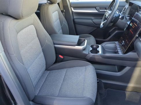 Used 2025 GMC Terrain Elevation image 30