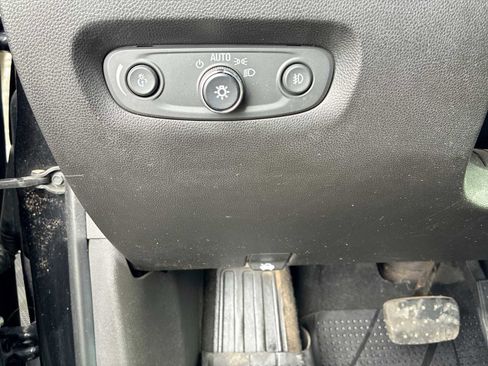 Certified 2018 Chevrolet Traverse Premier w/ Redline Edition image 18