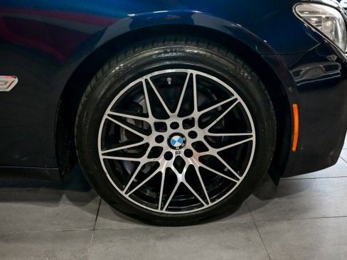 Used 2015 BMW 740Li xDrive image 40