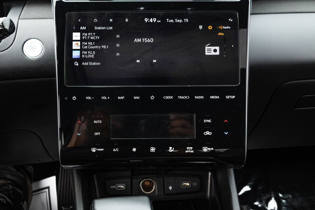 Certified 2024 Hyundai Santa Cruz Limited AWD/4WD image 20