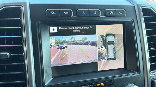 Used 2019 Ford Expedition Platinum AWD/4WD image 27