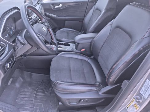 Used 2022 Ford Escape SEL w/ SEL Stealth AWD Package image 16