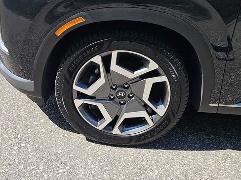 Used 2024 Hyundai Palisade Limited AWD/4WD image 3