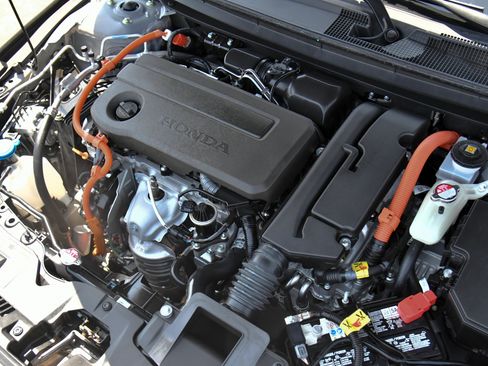 Used 2024 Honda Accord Sport image 45