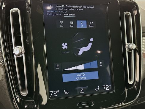 Used 2021 Volvo XC40 T5 R-Design w/ Protection Package Premier image 23