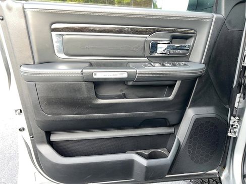 Used 2017 RAM 2500 Limited image 16