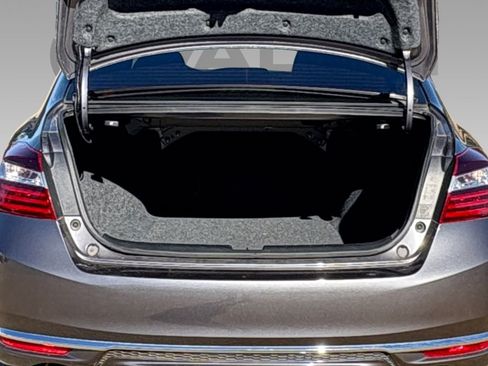 Used 2017 Honda Accord Sport Special Edition image 15