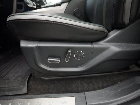 Used 2019 Ford F150 Platinum w/ Equipment Group 701A Luxury image 27
