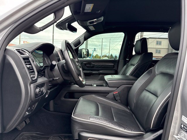 Used 2025 RAM 1500 Limited AWD/4WD image 23