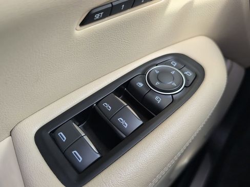 Used 2019 Cadillac XT5 Luxury image 22