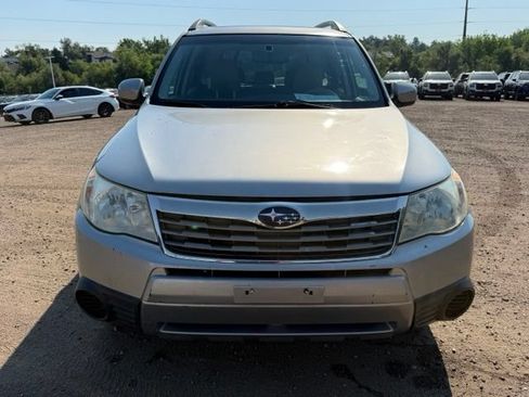Used 2010 Subaru Forester 2.5X Premium AWD/4WD image 8