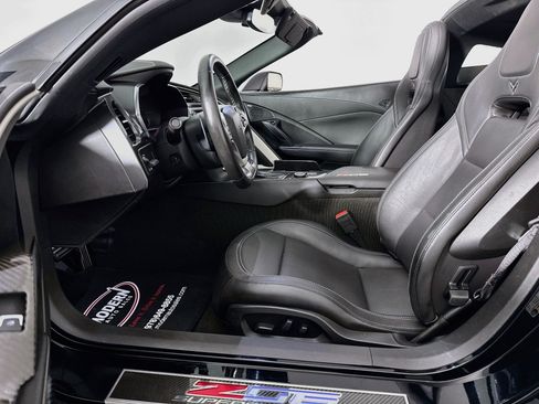 Used 2018 Chevrolet Corvette Z06 RWD image 20