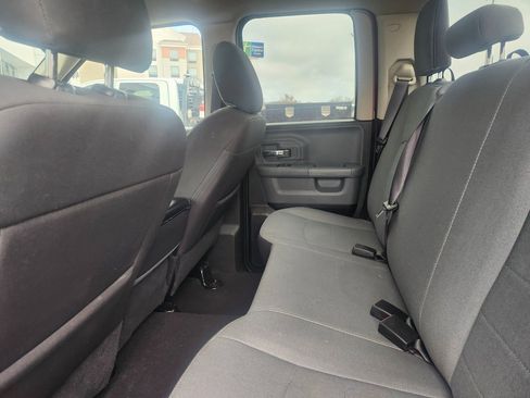 Used 2024 RAM 1500 Classic SLT image 7