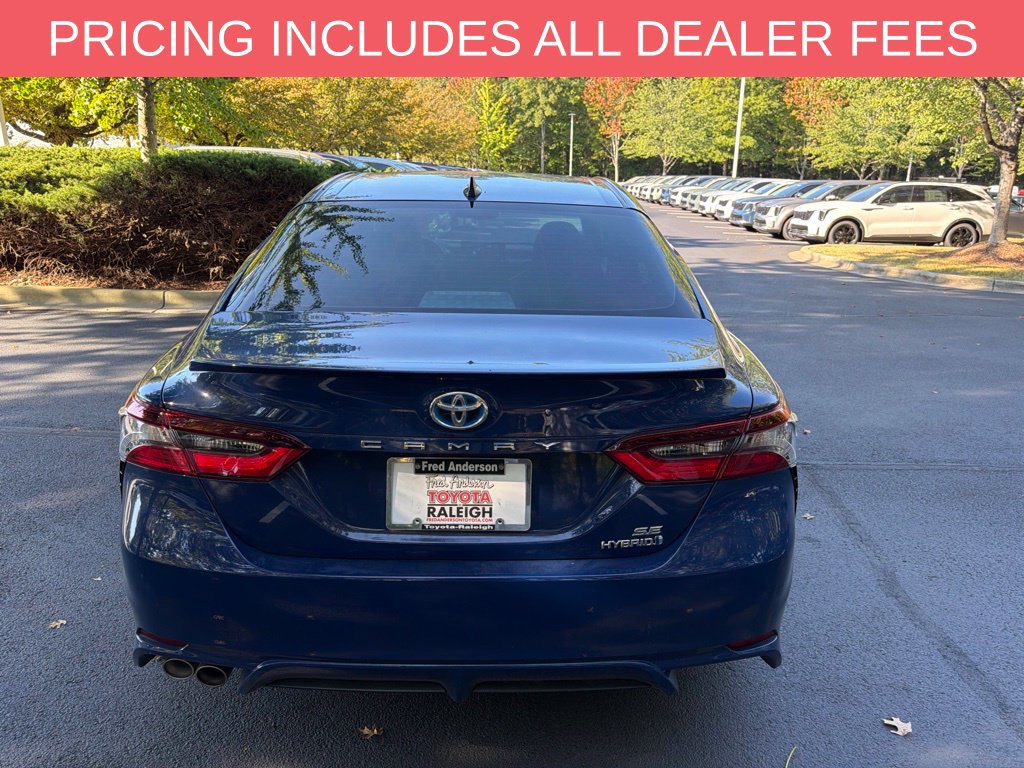 Used 2023 Toyota Camry SE w/ Audio Upgrade Package FWD image 5