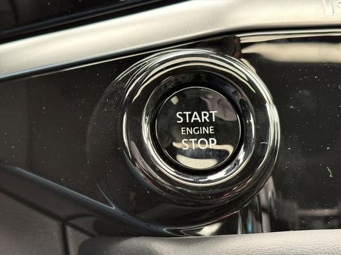 New 2026 Nissan Pathfinder Platinum image 15