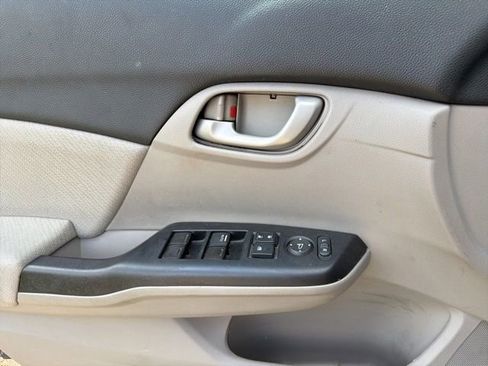 Used 2013 Honda Civic LX image 16