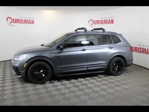 Used 2023 Volkswagen Tiguan SE R-Line AWD/4WD image 6