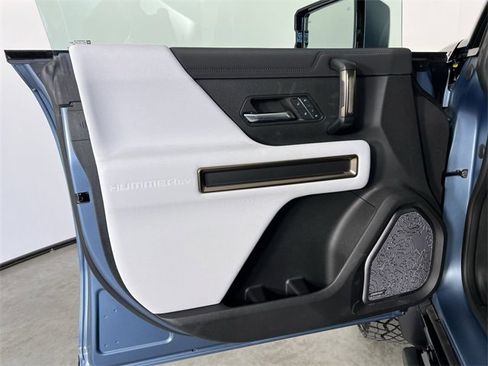 Used 2024 GMC Hummer EV 3X w/ Omega Edition image 23