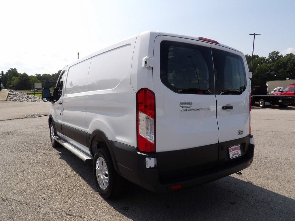 Used 2025 Ford Transit 250 Low Roof w/ Exterior Upgrade Package RWD image 5