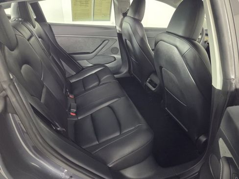 Used 2023 Tesla Model 3 Standard Range image 25