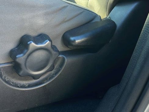 Used 2016 Toyota Tacoma SR5 image 14