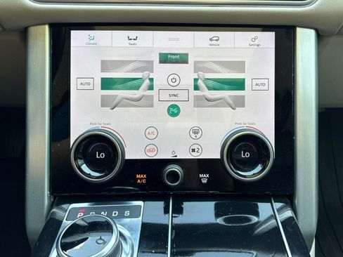 Used 2019 Land Rover Range Rover Long Wheelbase Supercharged image 31