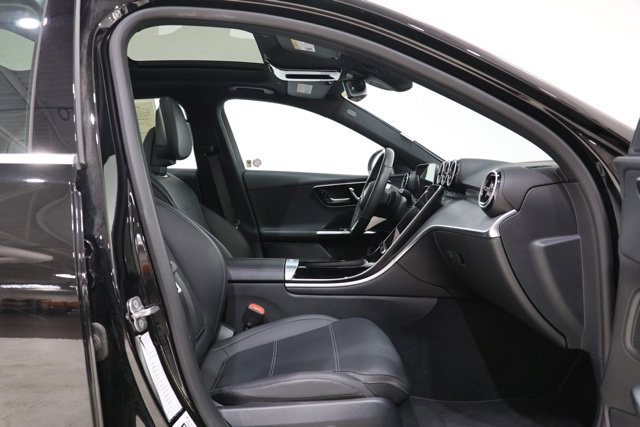 Used 2025 Mercedes-Benz C 300 4MATIC Sedan image 37