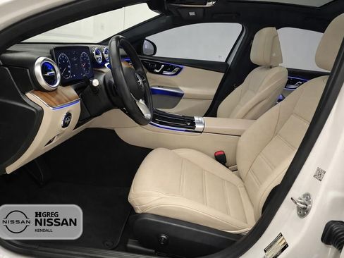 Used 2023 Mercedes-Benz C 300 Sedan w/ Exclusive Trim Package image 7