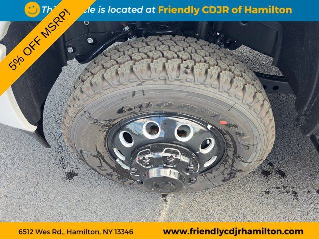 New 2026 RAM 3500 Big Horn AWD/4WD image 10