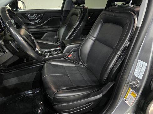 Used 2022 Lincoln Corsair AWD w/ Premium Package image 21