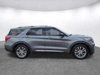 Used 2021 Ford Explorer Limited w/ Equipment Group 301A RWD video 3