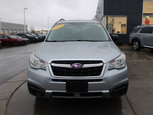Used 2018 Subaru Forester 2.5i w/ Alloy Wheel Package image 2