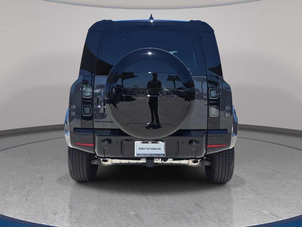 New 2026 Land Rover Defender 110 X-Dynamic SE AWD/4WD image 6