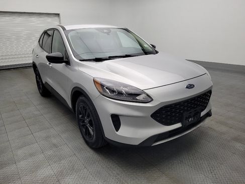Used 2020 Ford Escape SE Sport image 13