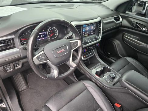 Used 2020 GMC Acadia SLT image 11