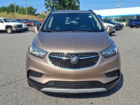 Used 2019 Buick Encore Preferred FWD image 2