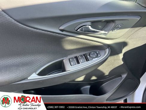 Used 2021 Chevrolet Malibu RS image 16