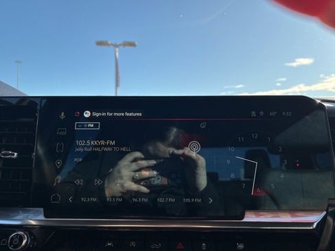 Used 2025 GMC Sierra 1500 SLT image 24